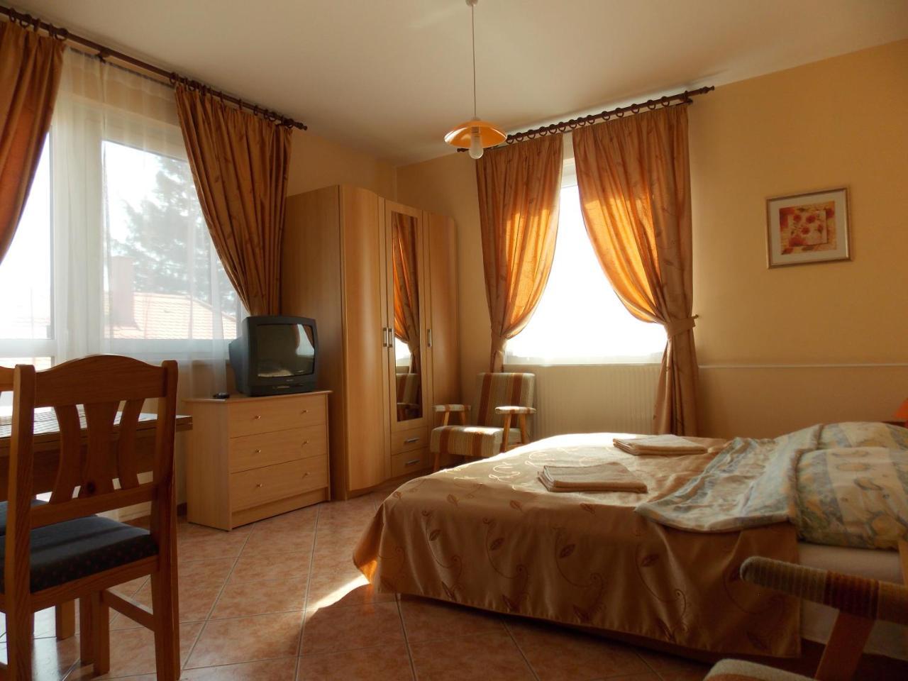 Heviz Therme Apartmenthaus Exteriör bild